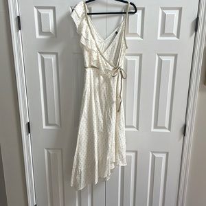 BCBG Max Azria wrap dress. NWT. Size Large